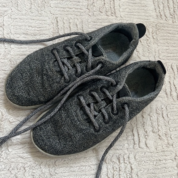 Allbirds Wool Runner size 9, natural grey with light grey sole - Picture 4 of 16